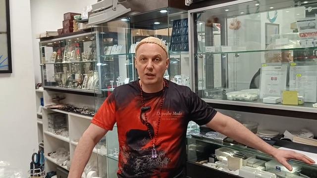 Стоит ли покупать #бриллианты и если да, то какие. В какие #драгоценныекамни лучше инвестировать