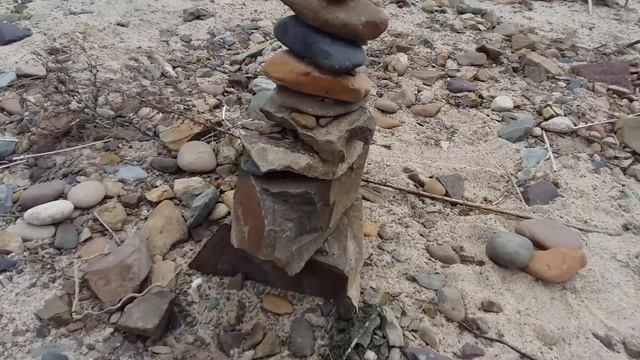 В поисках камней на берегу реки | Тэгу | Южная Корея