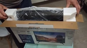 Распаковка — Телевизор Blaupunkt 24WB965T