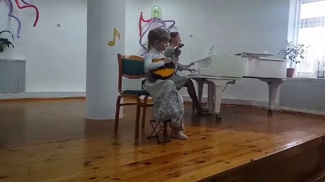Дорофей Забава, 7 лет, (домра) смотреть онлайн
