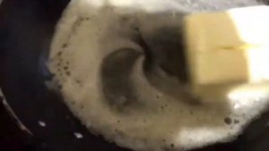 Армянский плов с сухофруктами и яичницей от простого парня