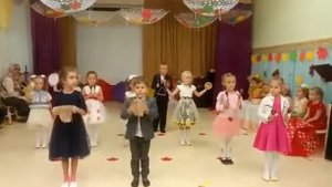 Выступление на осеннем утреннике оркестра, старшая группа