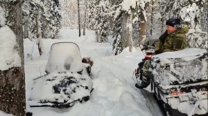 Необычные находки в тайге. Ступень от ракеты? Чупакабра? Снегоход! Siberian. Found a snowmobile.