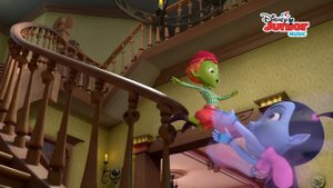 Double Vee Music Video | Vampirina | Disney Junior