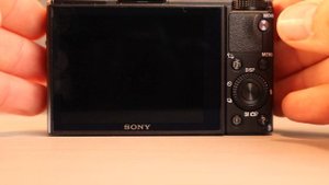 Sony RX100 Camera ALL Versions I-VII Compared! + Bonus DSC-RX100 II Review