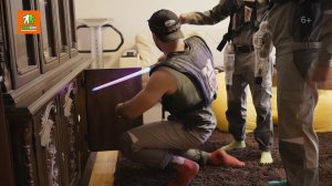 Эксперты Wi-Fi спасают роутер из шкафа.