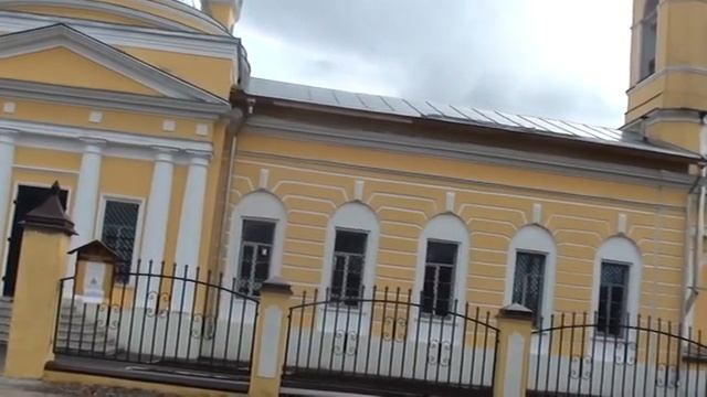 Свято-Никольская церковь в Озерецком