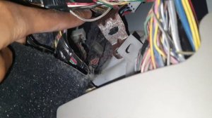 PAJERO P1788 A/T control relay,Easy solution.