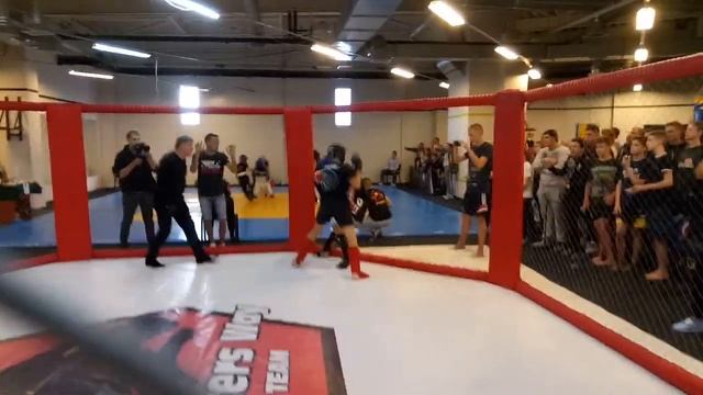 Бой MMA 13-15 лет -60 кг Харьков смотреть онлайн