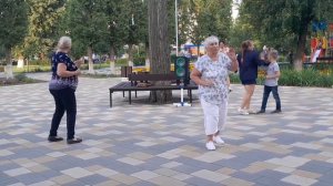 Скажи, где твоя подружка