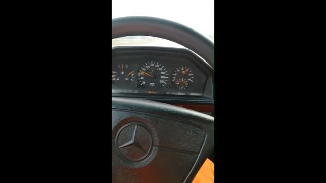 Mercedes Benz E class W124 acceleration 0-100. 2.5 D 113hp automatic transmission смотреть онлайн
