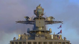 Фрегат Тихоокеанского флота "Маршал Шапошников" провел стрельбы по воздушным и морским целям