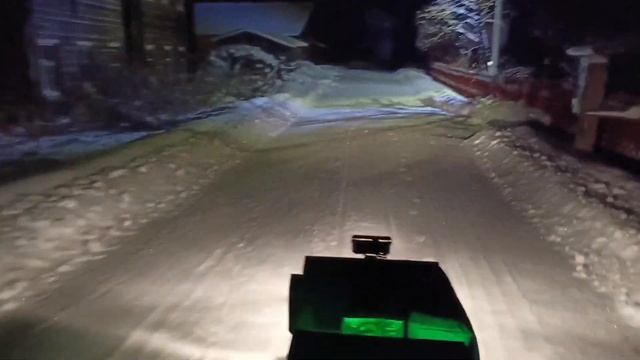 Первый раз по пухлому снегу на мотобуксировщике Бурлак эко-букс смотреть онлайн