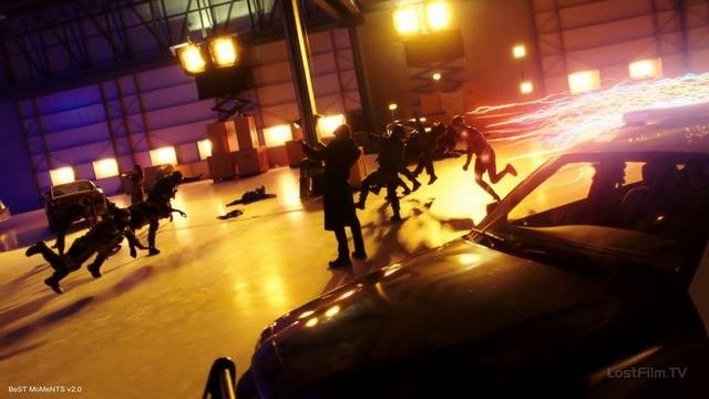 Флэш обезвреживает Бомбу во Флэштайме