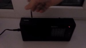 Sony ICF-SW600 Эффект руки на телескоп при работе от батареи и от сети