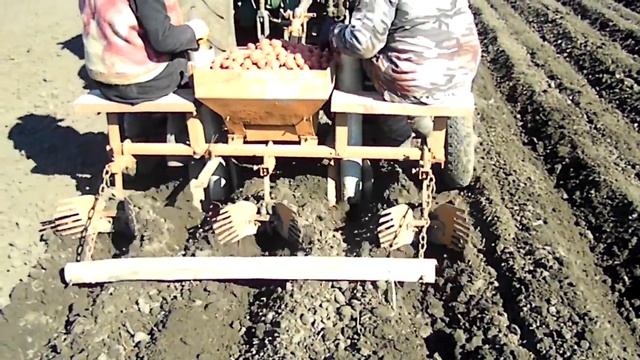 Садим картошку трактором смотреть онлайн