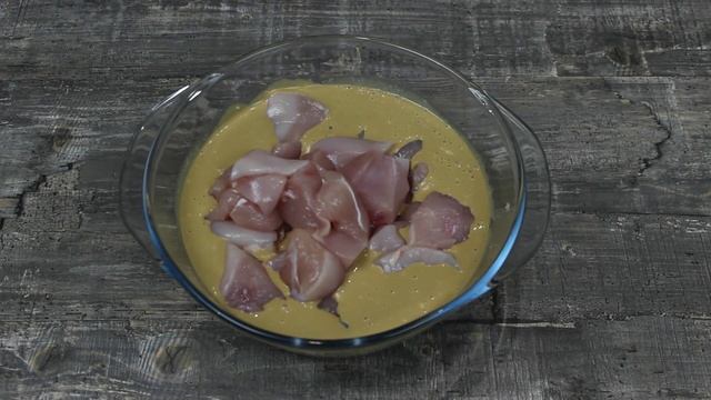 Запеченная в духовке курица в соевом соусе с горчицей и майонезом