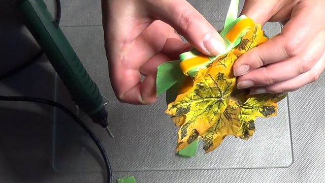 DIY Осенняя шляпка / Hat of autumn leaves смотреть онлайн