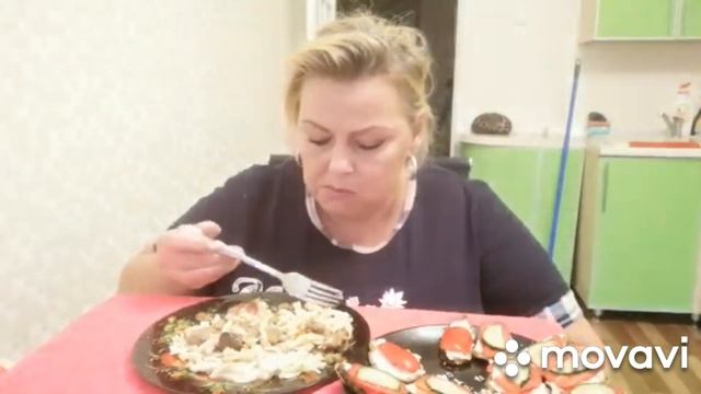 МУКБАНГ/МАКАРОНЫ С ПЕЧЕНЬЮ/КАБАЧКОВЫЕ ОЛАДЬИ
