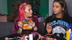 Делаем макияж ПОМОЙНОЙ косметикой из Российского H&M. Меня вырвало...