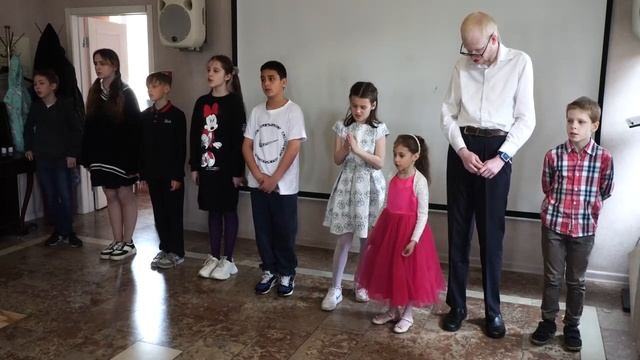 выступление учеников воскресной школы в день жен-мироносец смотреть онлайн