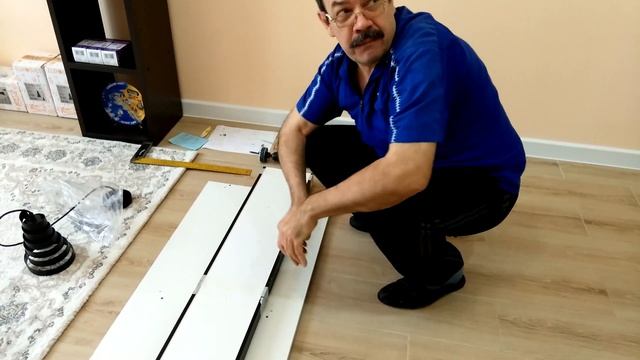 Балка под светильники над кухонным столом на натяжном потолке смотреть онлайн