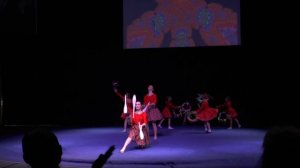Танец с булавами на цирковом представлении "Ярмарка чудес" (07.03.2023).
