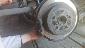 замена тормозных колодок на чери тигго