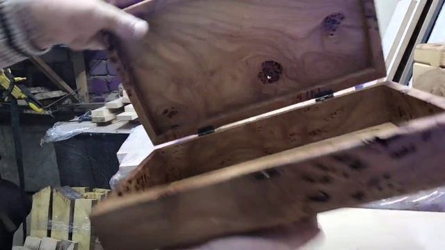 обзор на шкатулки из массива капового карагача,с эпоксидной смолой. изделия из массива.