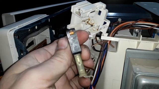 Ремонт микроволновки горит предохранитель ??? смотреть онлайн