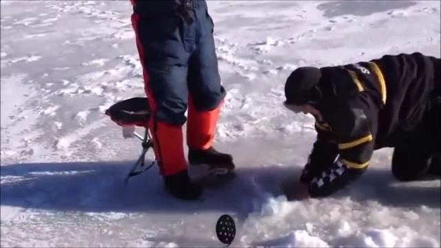 Funny video (Приколы на рыбалке) выпуск №8 смотреть онлайн