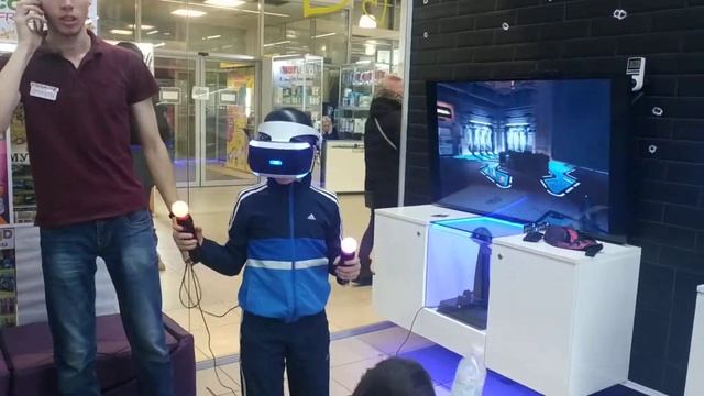 Глебушка Рубится в Виртуальную Реальность Sony Playstation VR смотреть онлайн