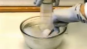 Взаимодействие кальция с водой