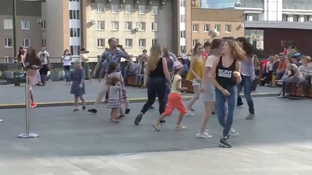 Бразильский Зук танец для начинающих ZOUK мастер-класс смотреть онлайн