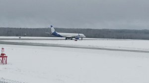 Руление , Взлет , Embraer E195 Belavia , EW-513PO , Minsk National Airport