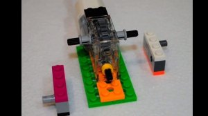 Lego Wedo 2.0 Monkey Building Instructions