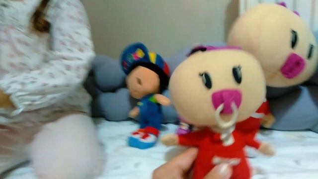 Pepee ailesi hep bir araya geldi pembe tırtıl boncuk da yanına geldiler - eğlenceli çocuk videoları смотреть онлайн