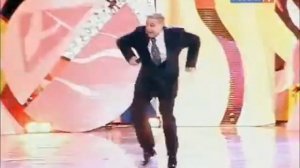 ПЕТРОСЯН ПЛЯШЕТ ХАРДБАСС