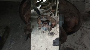 Снятие прикипевшей полуоси ваз 2101-07, нива, нива Шевроле , тревел. Это легко !!!