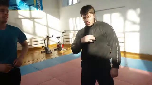 Проход под одну ногу смотреть онлайн