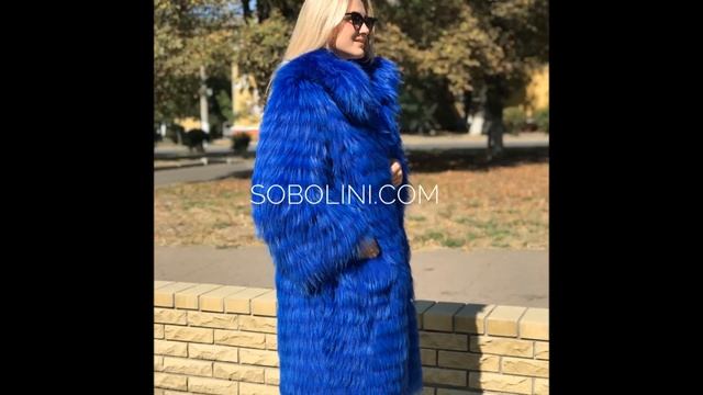 Шуба из элитного Меха енот альбинос,в ярком цвете электрик!В этой шубке Вы будете неотразимы.