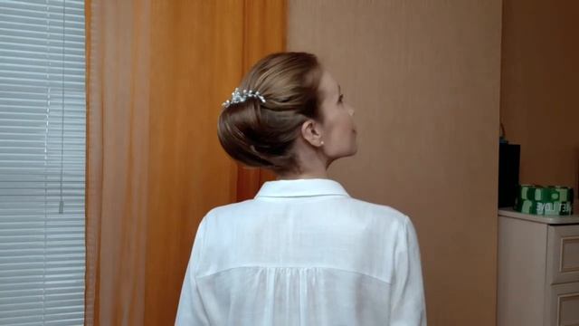 ?2 ПРОСТЫЕ ПРИЧЁСКИ НА ТОРЖЕСТВО СВОИМИ РУКАМИ?