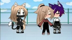 розы цвета аллова на шипах отравлено