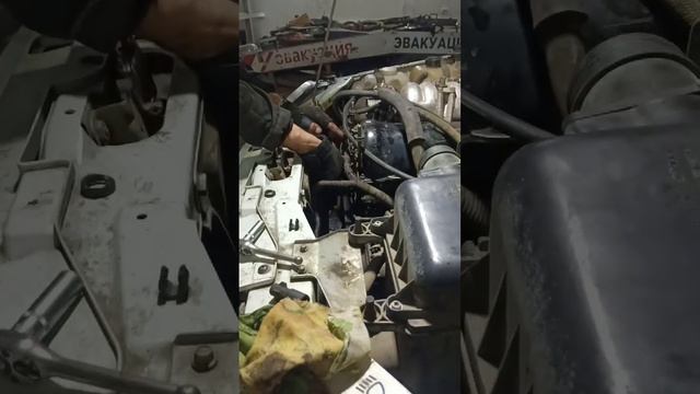 Нива Шевроле. Диагноз: краснел коллектор смотреть онлайн