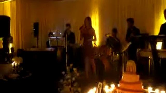 Lost In Your Eyes - Thuy Phuong смотреть онлайн