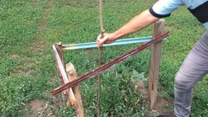 Изготовление креплений для молодых деревьев