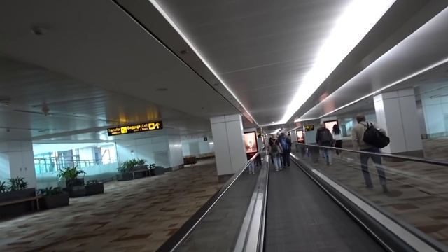 Индия | Аэропорт, дьюти-фри, полет, немного Дели и номер в отеле | VLOG#1 смотреть онлайн