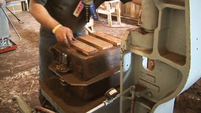 Завораживающие Автоматическое Литьё Алюминия,Процесс Использования Песчаных Форм.