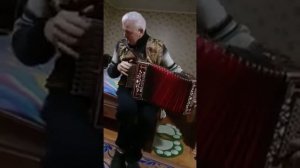 Гармонь Н.Мокрецова. Играет Лукин П.К.