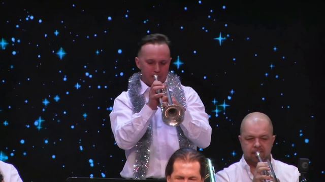 "No Comment" Big Band - «Arnge Drank» смотреть онлайн
